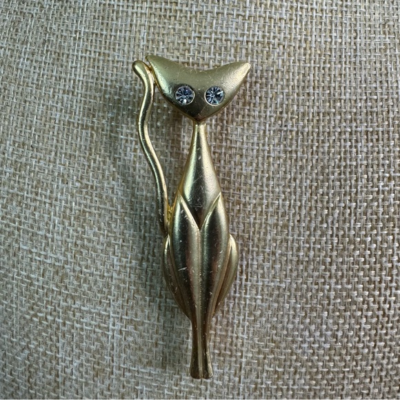 Gold Tone Slim Cat Brooch with Rhinestone Eyes - Picture 9 of 11